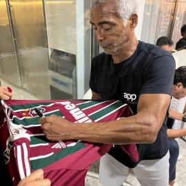 Camisa Fluminense 2009 Home autografada pelo  Romário