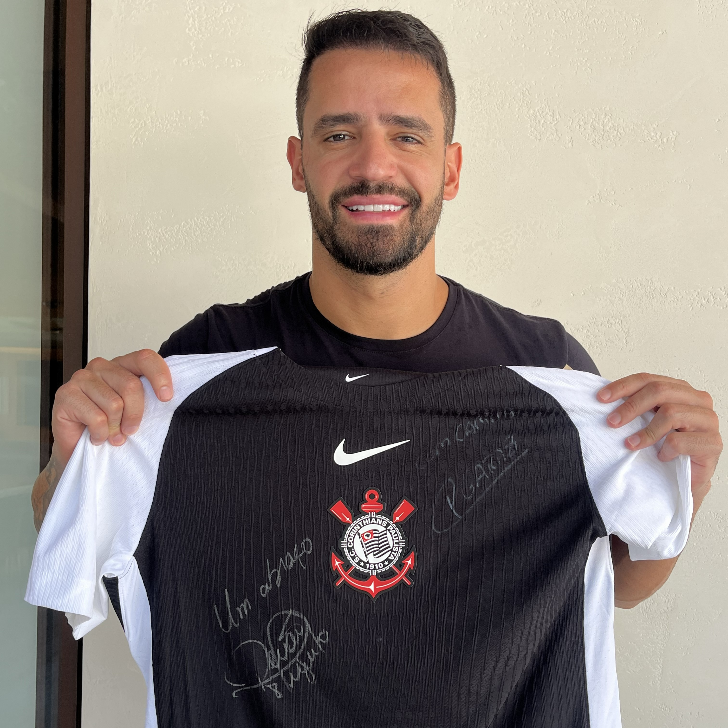 Camisa Corinthians Autografada por R. Augusto e Rodrigo Garro