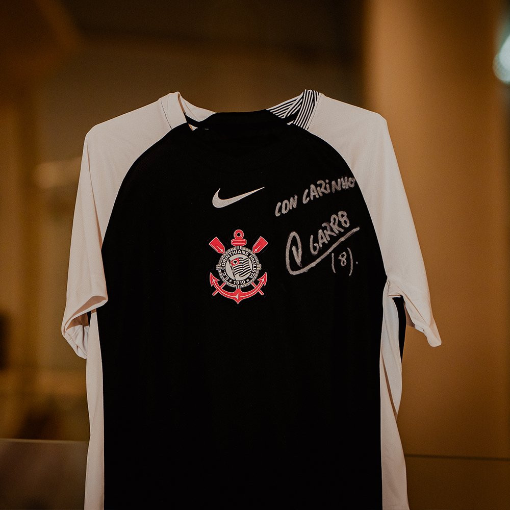 Camisa Corinthians II 2025 Jogador  autografada pelo Garro