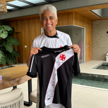 Camisa Vasco Retrô 1998 autografada por 7 ídolos