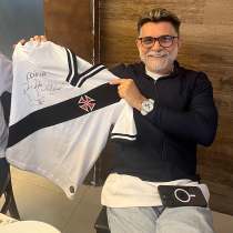 Camisa Vasco da Gama autografada - 16 ídolos
