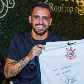 Pré-venda Camisa Corinthians I autografada pelo R. Augusto + dedicatória 
