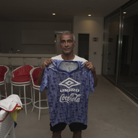 Camisa treino Brasil 1993 - Romário - Autografada
