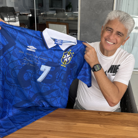 Camisa Bebeto - Brasil II 1994 - Autografada